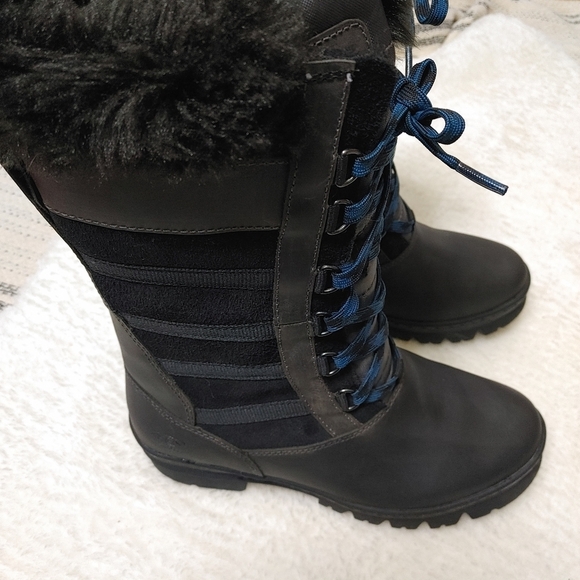 KEEN Wapato leather boots 7.5 - Picture 7 of 14